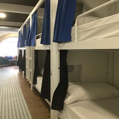 R4Hostel Vigo Eksteriør bilde